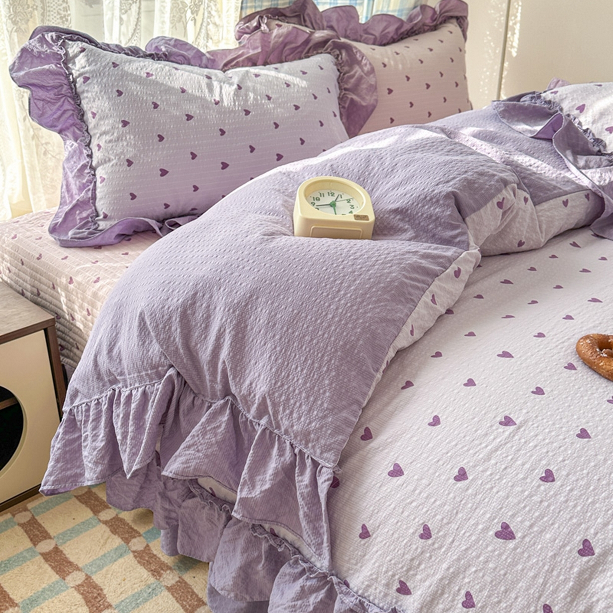 91家纺网 家纺一手货源 找家纺 欧尚 2026新款花边床盖四件套 紫爱心