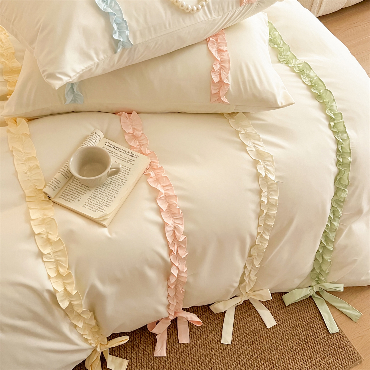 91家纺网 家纺一手货源 找家纺 吾欢心 2026春夏新款公主风彩色蝴蝶结四件套 彩色蝴蝶结白