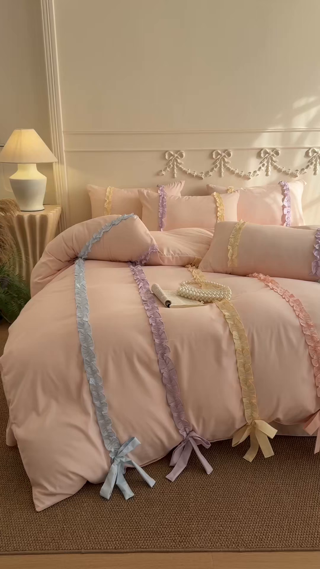 91家纺网 家纺一手货源 找家纺 吾欢心 2026春夏新款公主风彩色蝴蝶结四件套 彩色蝴蝶结粉