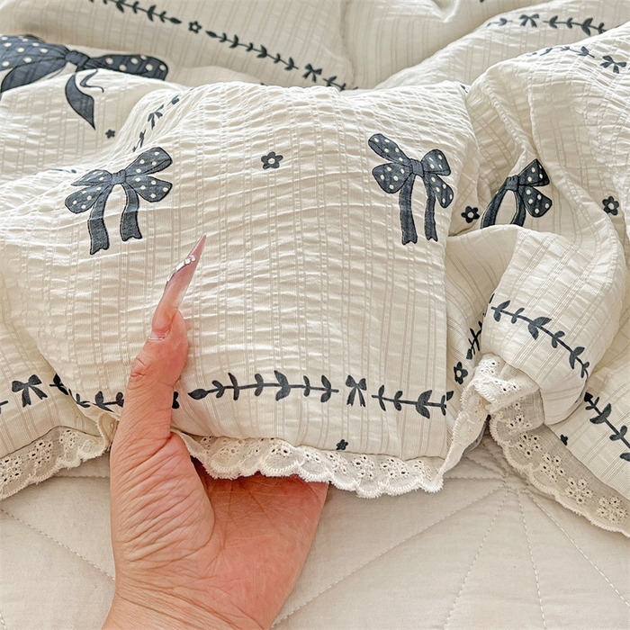 91家纺网 家纺一手货源 找家纺 艺菲阁家纺 2026爆款升级花边工艺双层纱夏凉被  梦幻碟