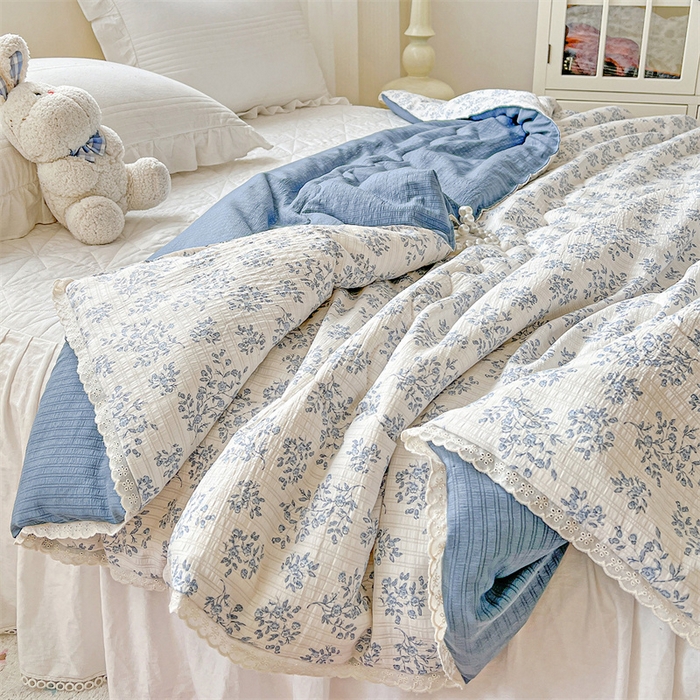 91家纺网 家纺一手货源 找家纺 艺菲阁家纺 2026爆款升级花边工艺双层纱夏凉被  浅画