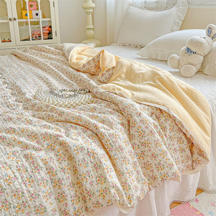 91家纺网 家纺一手货源 找家纺 艺菲阁家纺 2026爆款升级花边工艺双层纱夏凉被  月光女神