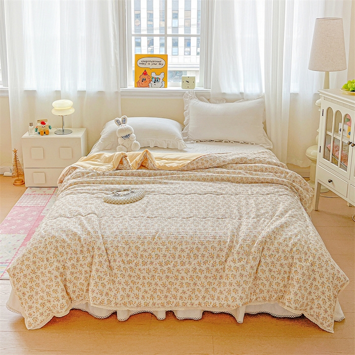 91家纺网 家纺一手货源 找家纺 艺菲阁家纺 2026爆款升级花边工艺双层纱夏凉被  月光女神