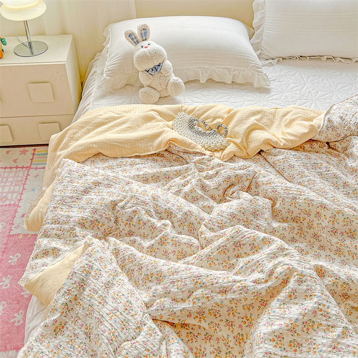 91家纺网 家纺一手货源 找家纺 艺菲阁家纺 2026爆款升级花边工艺双层纱夏凉被  月光女神