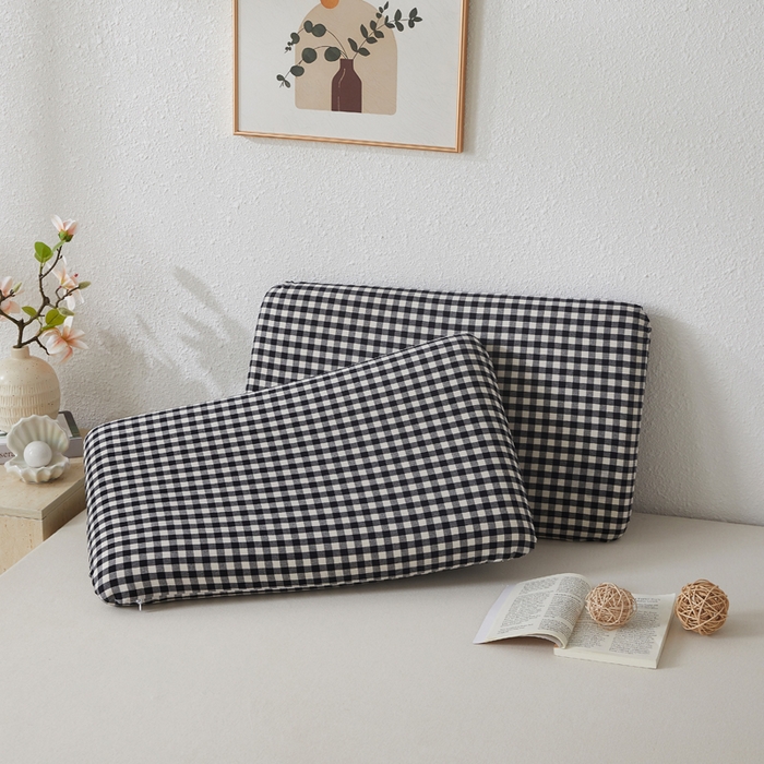 91家纺网 家纺一手货源 找家纺 翎盈家纺 2026新款纯棉水洗棉深睡枕专用枕套面包记忆枕枕头套 黑小格