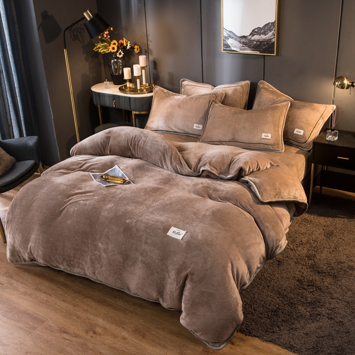 91家纺网 家纺一手货源 找家纺 栩裕纺织 2026新款网红爆款意式轻奢牛奶绒单被套被套单件被套单品 伽士米