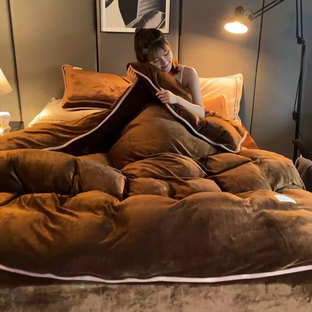 91家纺网 家纺一手货源 找家纺 栩裕纺织 2026新款网红爆款意式轻奢牛奶绒单被套被套单件被套单品 橘色