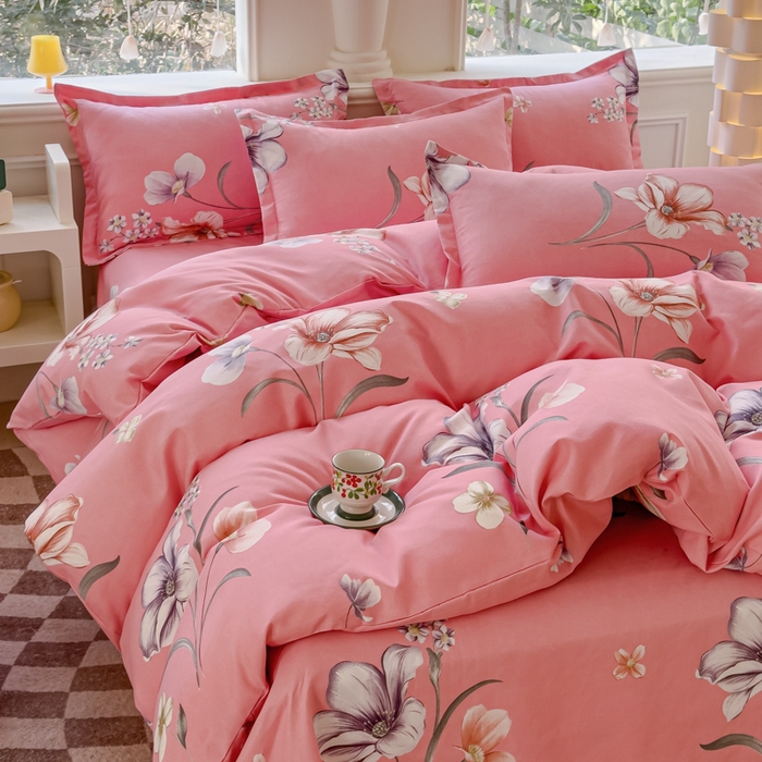 91家纺网 家纺一手货源 找家纺 佑佳2024新款140克磨毛印花植物羊绒四件套直播 那时花开-粉