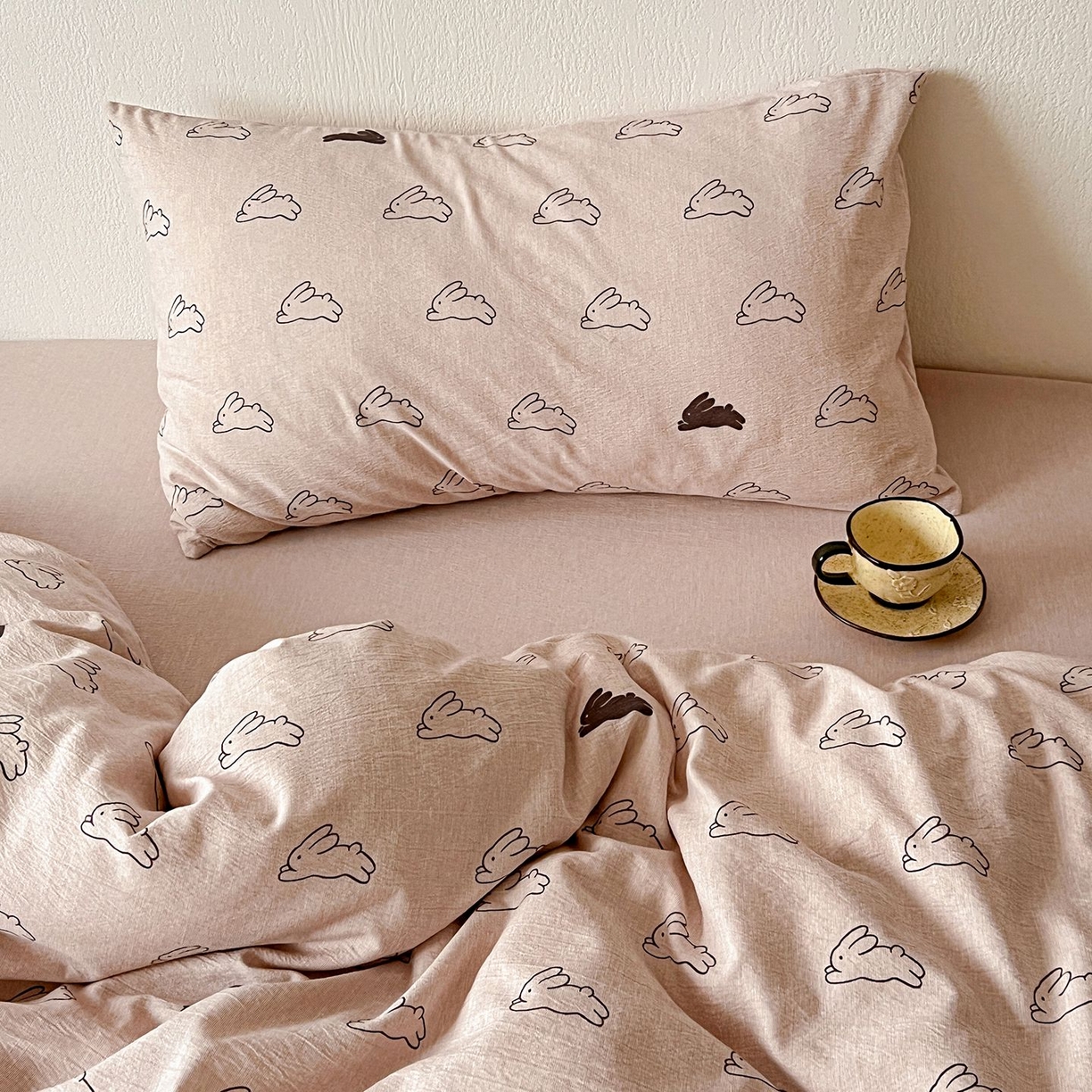 91家纺网 家纺一手货源 找家纺 恋之语 2026新款水洗色织提花工艺系列四件套（量大从优） 蘑菇兔-粉