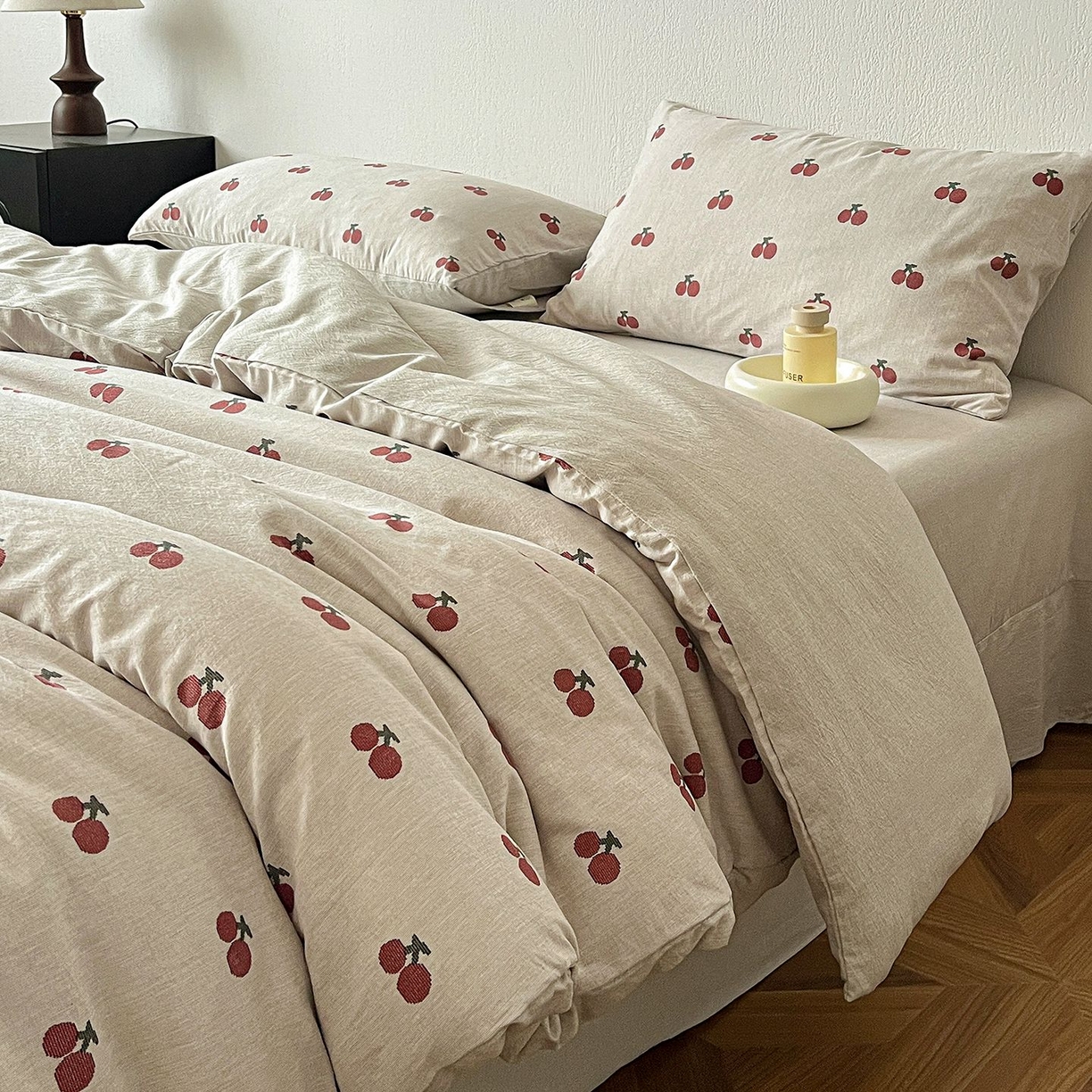 91家纺网 家纺一手货源 找家纺 恋之语 2026新款水洗色织提花工艺系列四件套（量大从优） 小樱桃