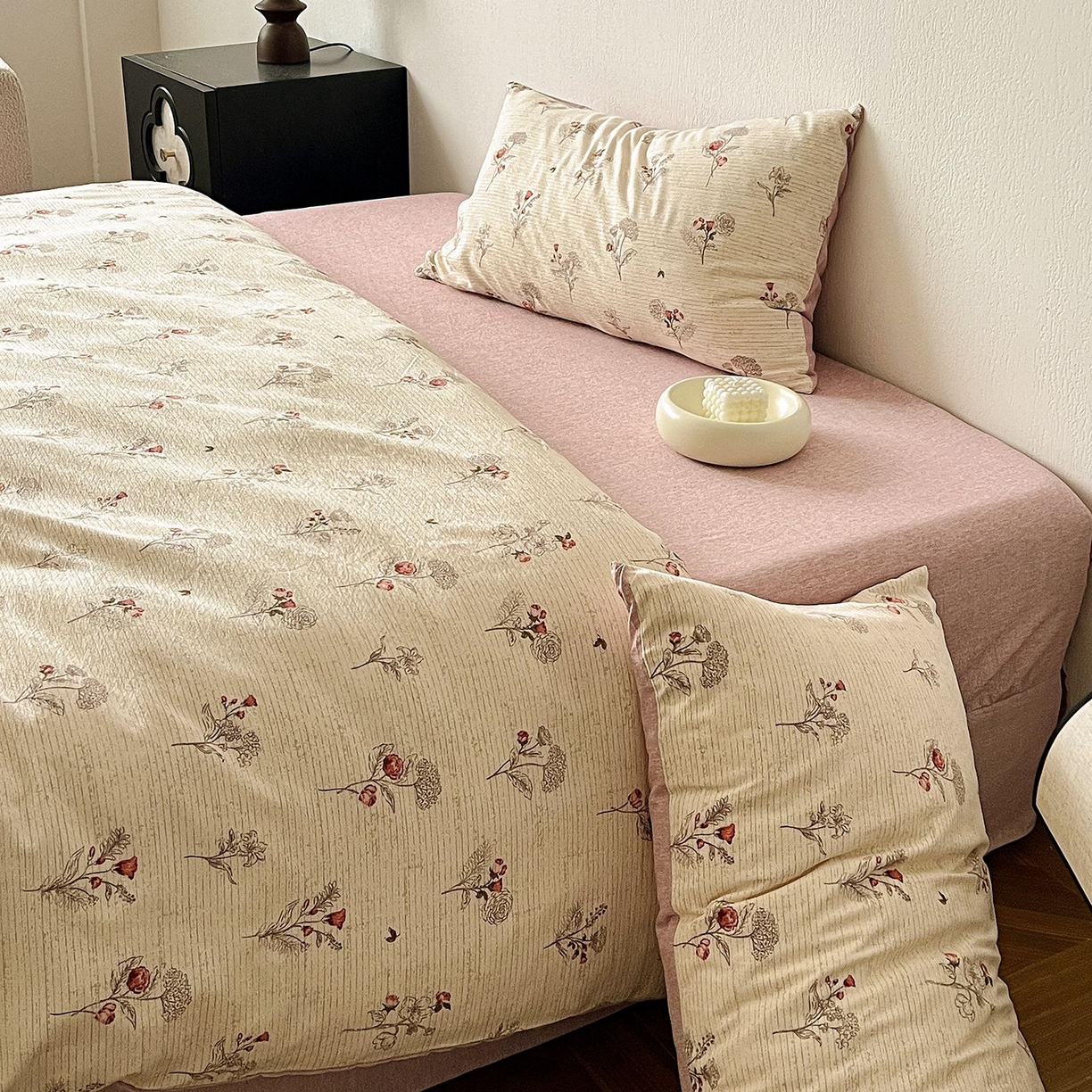 91家纺网 家纺一手货源 找家纺 恋之语 2026新款水洗色织提花工艺系列四件套（量大从优） 野蔷薇