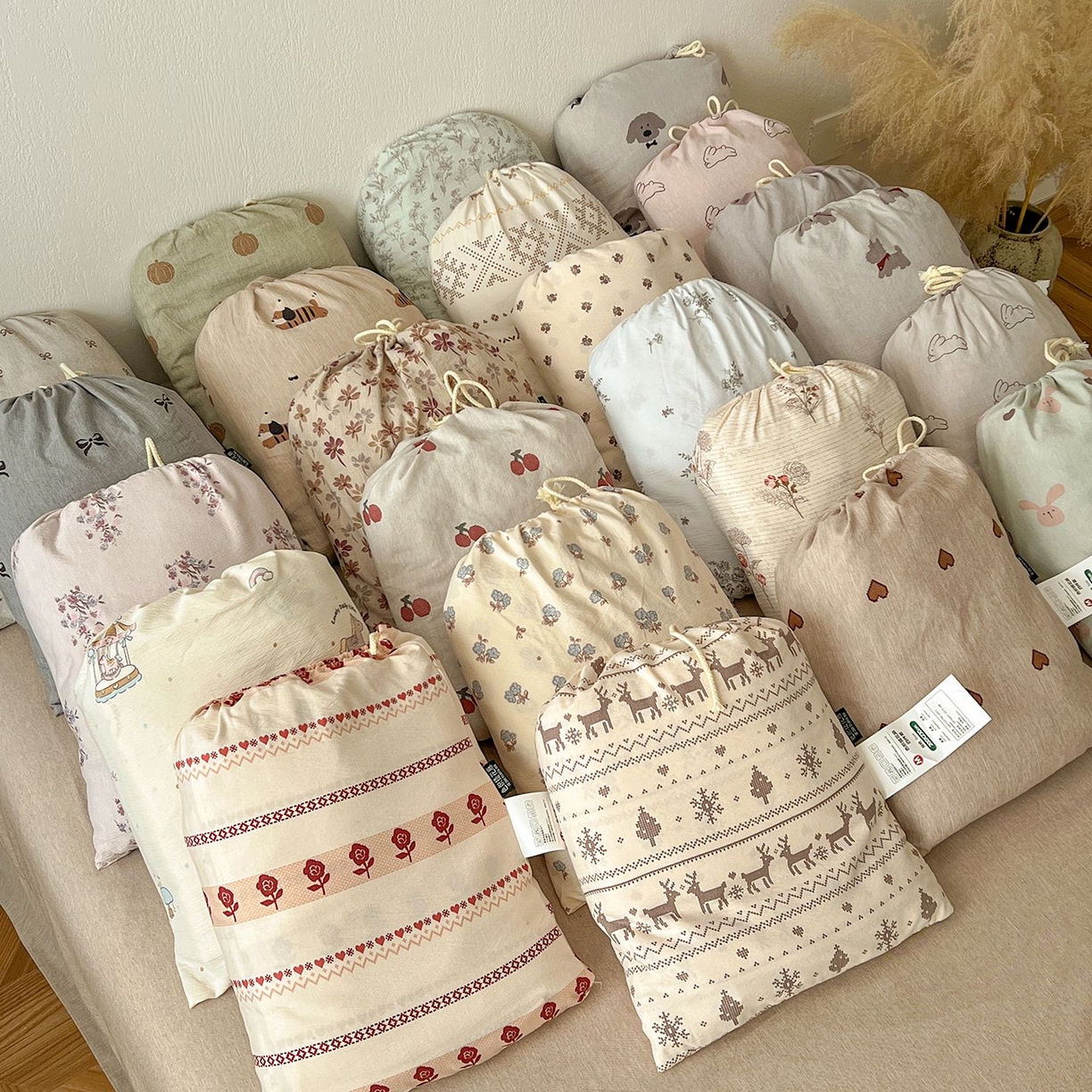 91家纺网 家纺一手货源 找家纺 恋之语 2026新款水洗色织提花工艺系列四件套（量大从优） 组合