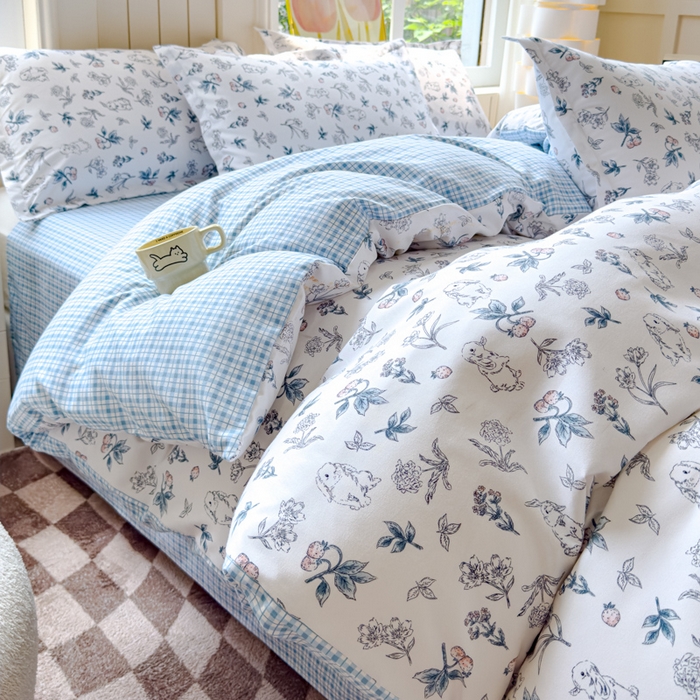 91家纺网 家纺一手货源 找家纺 佑佳家纺 2024新款磨毛印花植物羊绒单被套 草莓兔