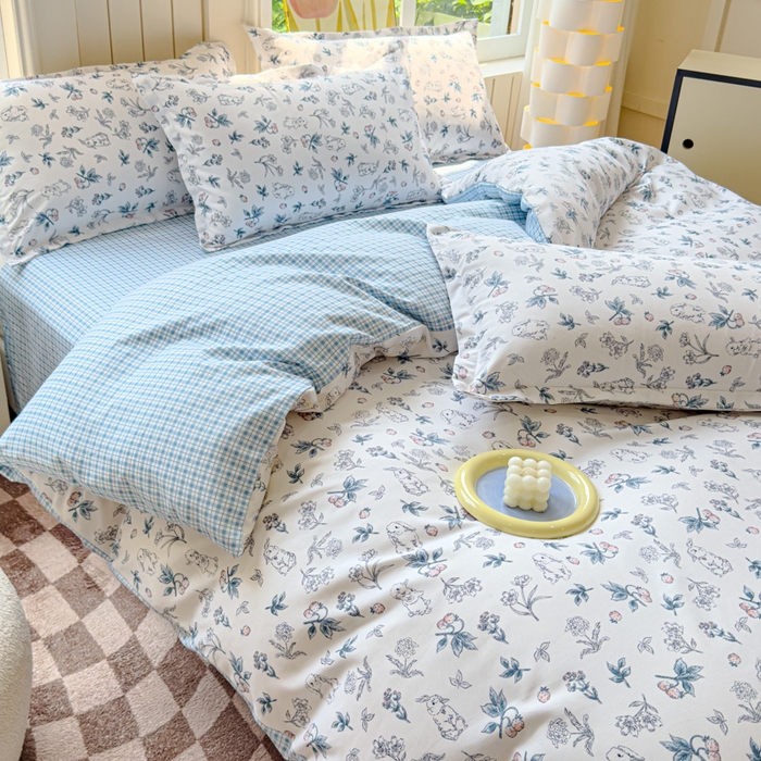 91家纺网 家纺一手货源 找家纺 佑佳家纺 2024新款磨毛印花植物羊绒单被套 草莓兔