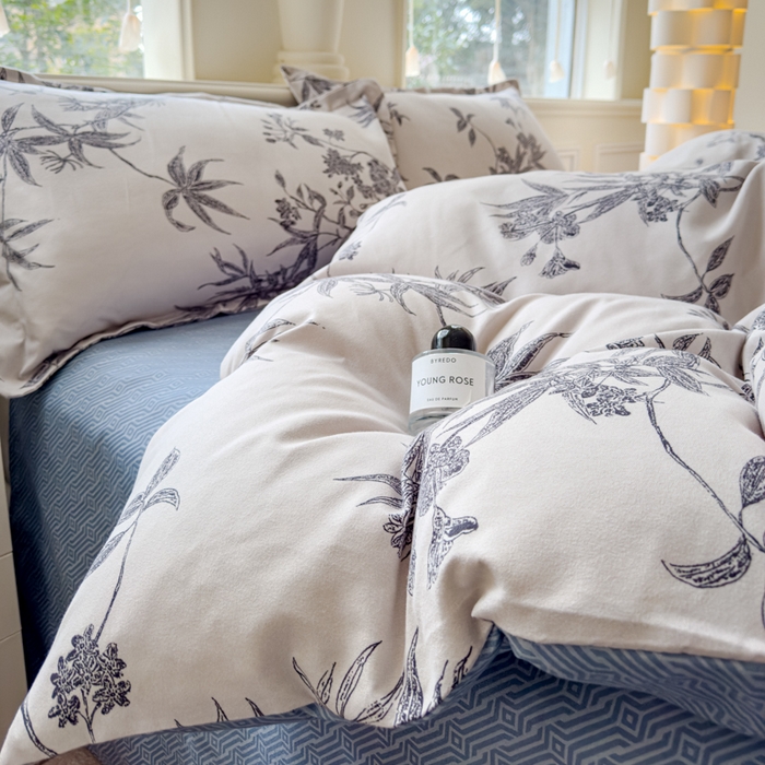 91家纺网 家纺一手货源 找家纺 佑佳家纺 2024新款磨毛印花植物羊绒单被套 朵朵华林