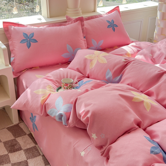 91家纺网 家纺一手货源 找家纺 佑佳家纺 2024新款磨毛印花植物羊绒单被套 花蔓梦境-粉