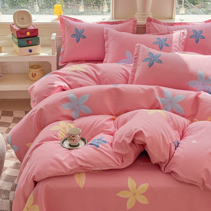 91家纺网 家纺一手货源 找家纺 佑佳家纺 2024新款磨毛印花植物羊绒单被套 花蔓梦境-粉