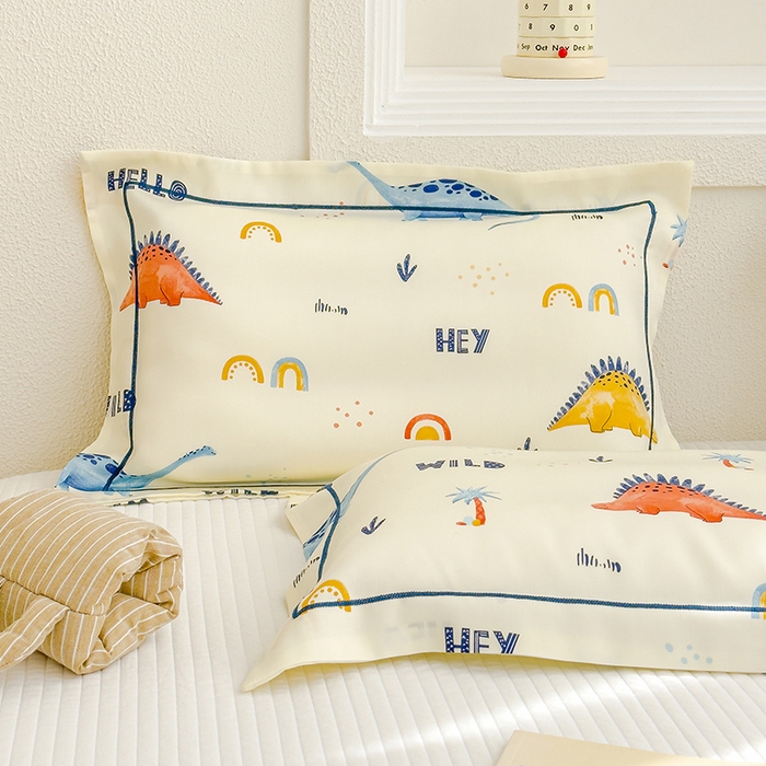 91家纺网 家纺一手货源 找家纺 良佐生活 2026新款60支天丝卡通枕套 彩虹恐龙