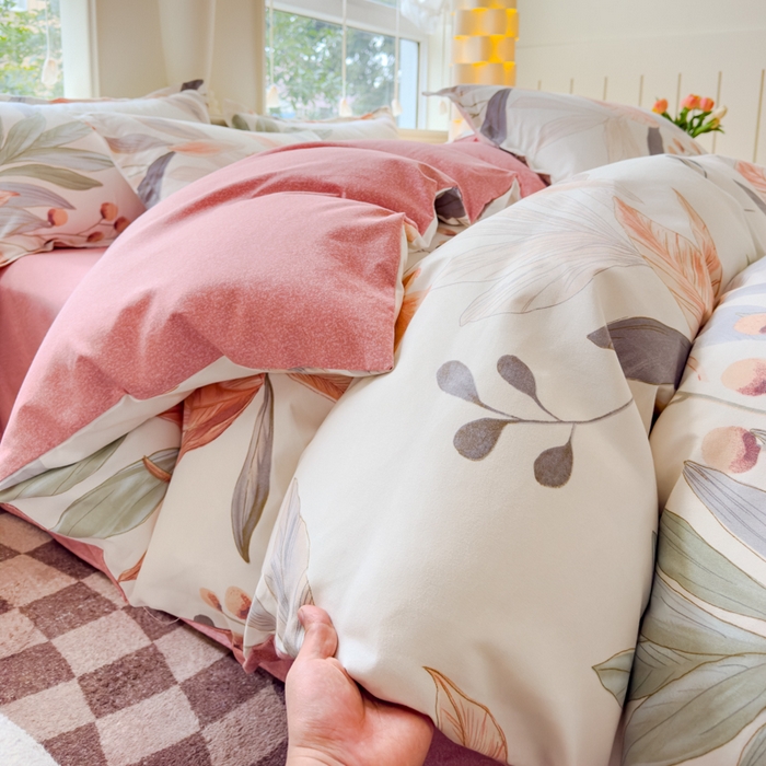 91家纺网 家纺一手货源 找家纺 佑佳家纺 2024新款磨毛印花植物羊绒单被套 花舞佳人
