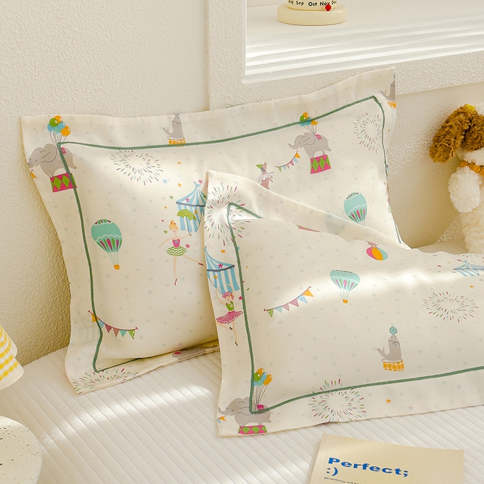 91家纺网 家纺一手货源 找家纺 良佐生活 2026新款60支天丝卡通枕套 开心马戏团