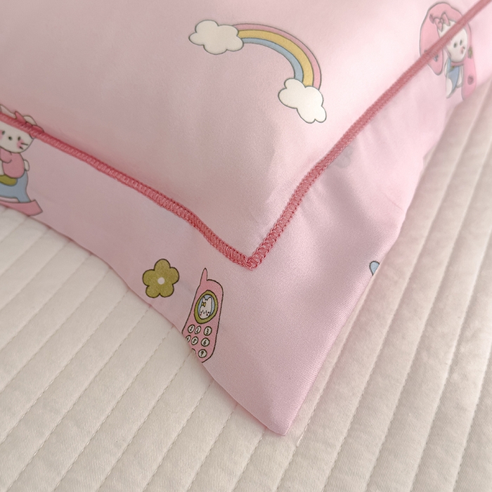 91家纺网 家纺一手货源 找家纺 良佐生活 2026新款60支天丝卡通枕套 凯莉