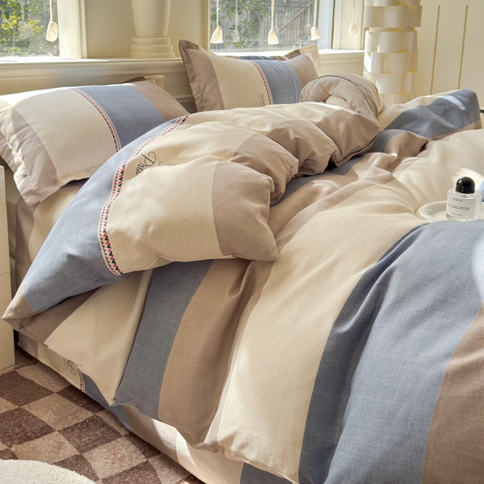 91家纺网 家纺一手货源 找家纺 佑佳家纺 2024新款磨毛印花植物羊绒单被套 漫步庄园