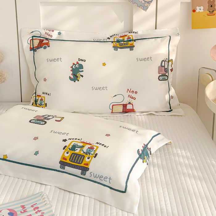 91家纺网 家纺一手货源 找家纺 良佐生活 2026新款60支天丝卡通枕套 恐龙奇遇记