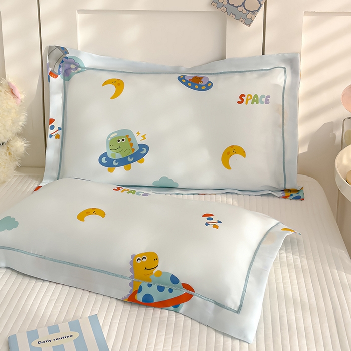 91家纺网 家纺一手货源 找家纺 良佐生活 2026新款60支天丝卡通枕套 寻梦太空