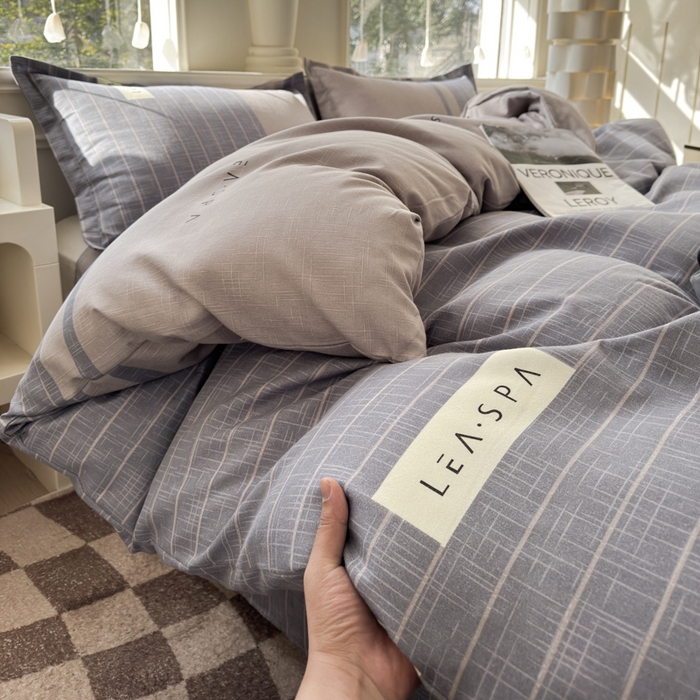 91家纺网 家纺一手货源 找家纺  佑佳家纺 2024新款磨毛印花植物羊绒单被套 时光隧道