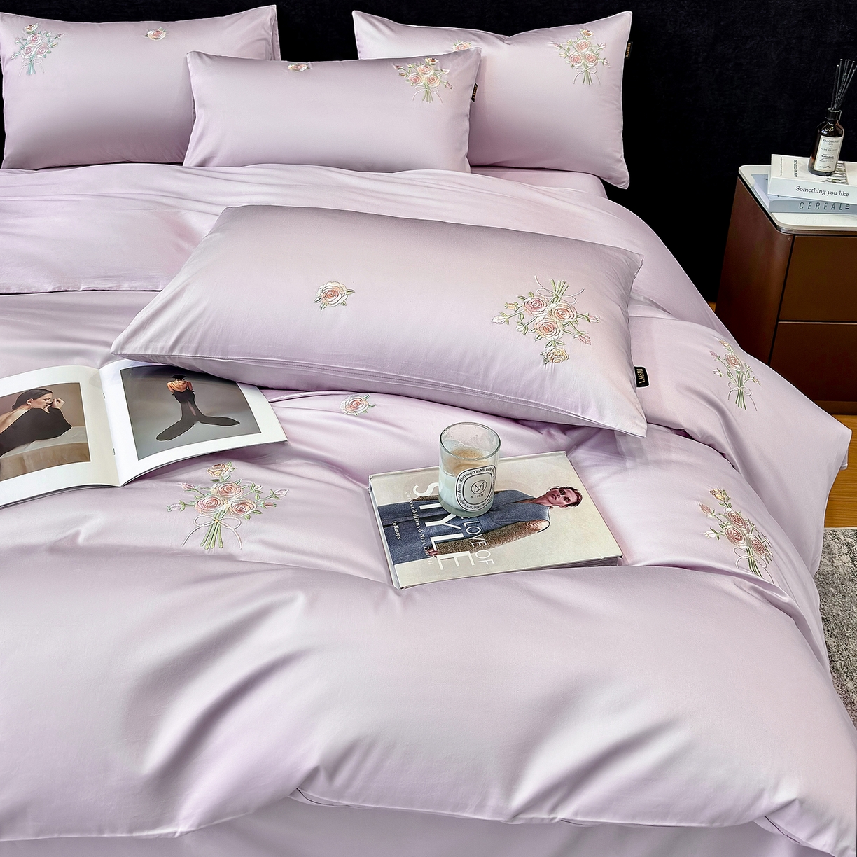 91家纺网 家纺一手货源 找家纺 莱势 2026新品100支纯棉全棉50x50s贡缎长绒棉刺绣绣花四件套高端礼盒-花影 花影-香芋紫