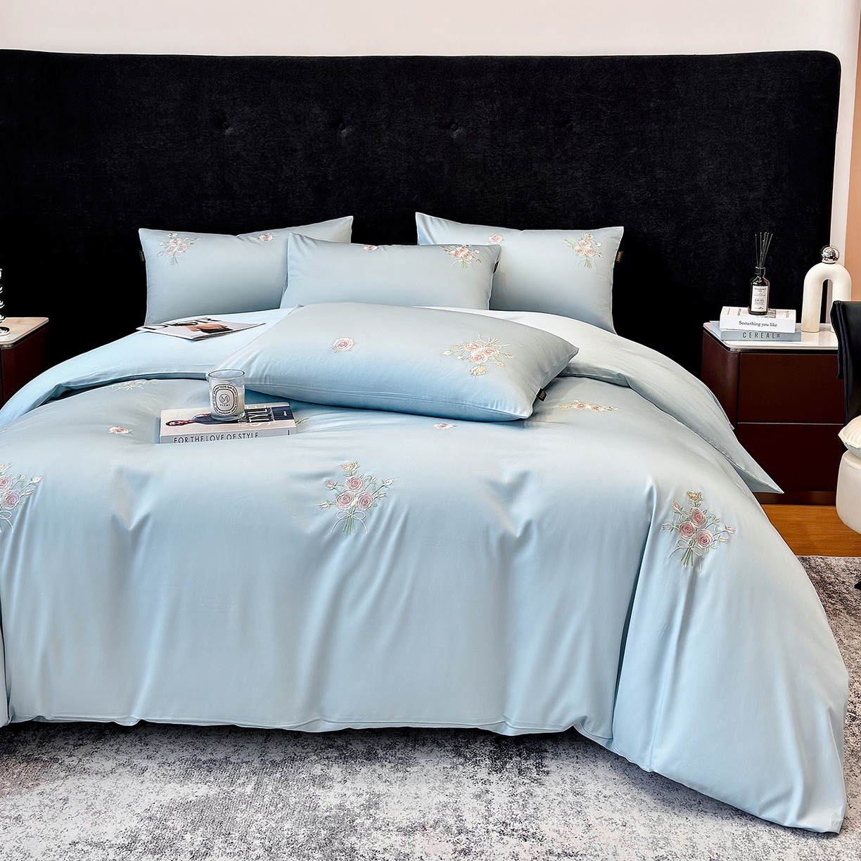 91家纺网 家纺一手货源 找家纺 莱势 2026新品100支纯棉全棉50x50s贡缎长绒棉刺绣绣花四件套高端礼盒-花影 花影-天空蓝