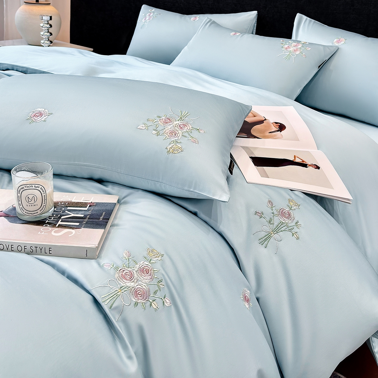 91家纺网 家纺一手货源 找家纺 莱势 2026新品100支纯棉全棉50x50s贡缎长绒棉刺绣绣花四件套高端礼盒-花影 花影-天空蓝