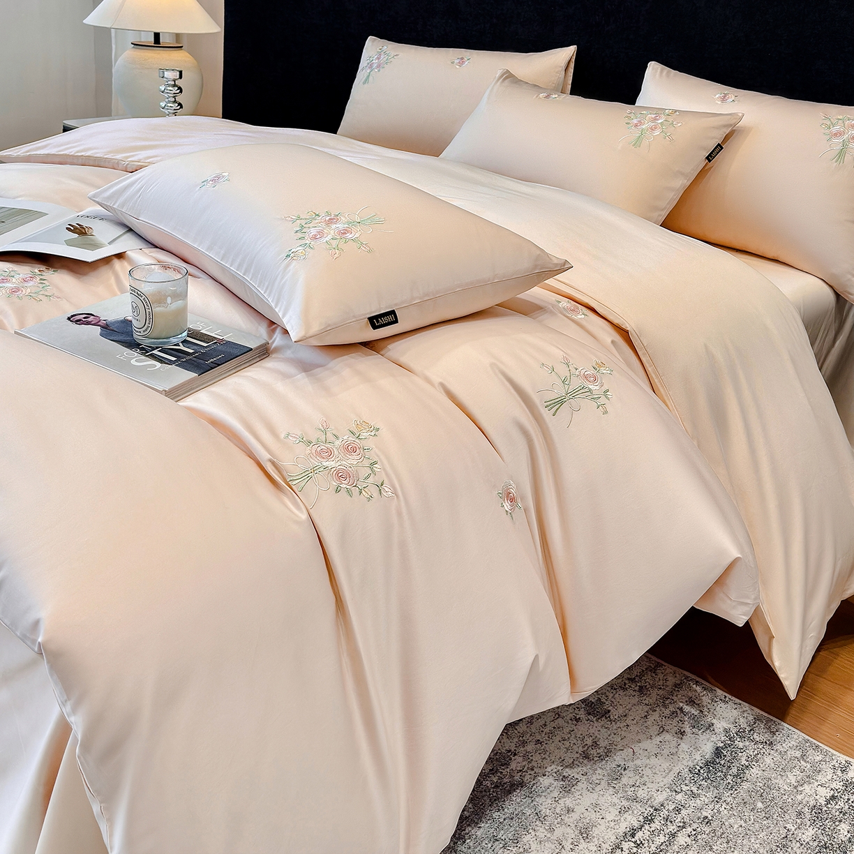 91家纺网 家纺一手货源 找家纺 莱势 2026新品100支纯棉全棉50x50s贡缎长绒棉刺绣绣花四件套高端礼盒-花影 花影-轻奢粉