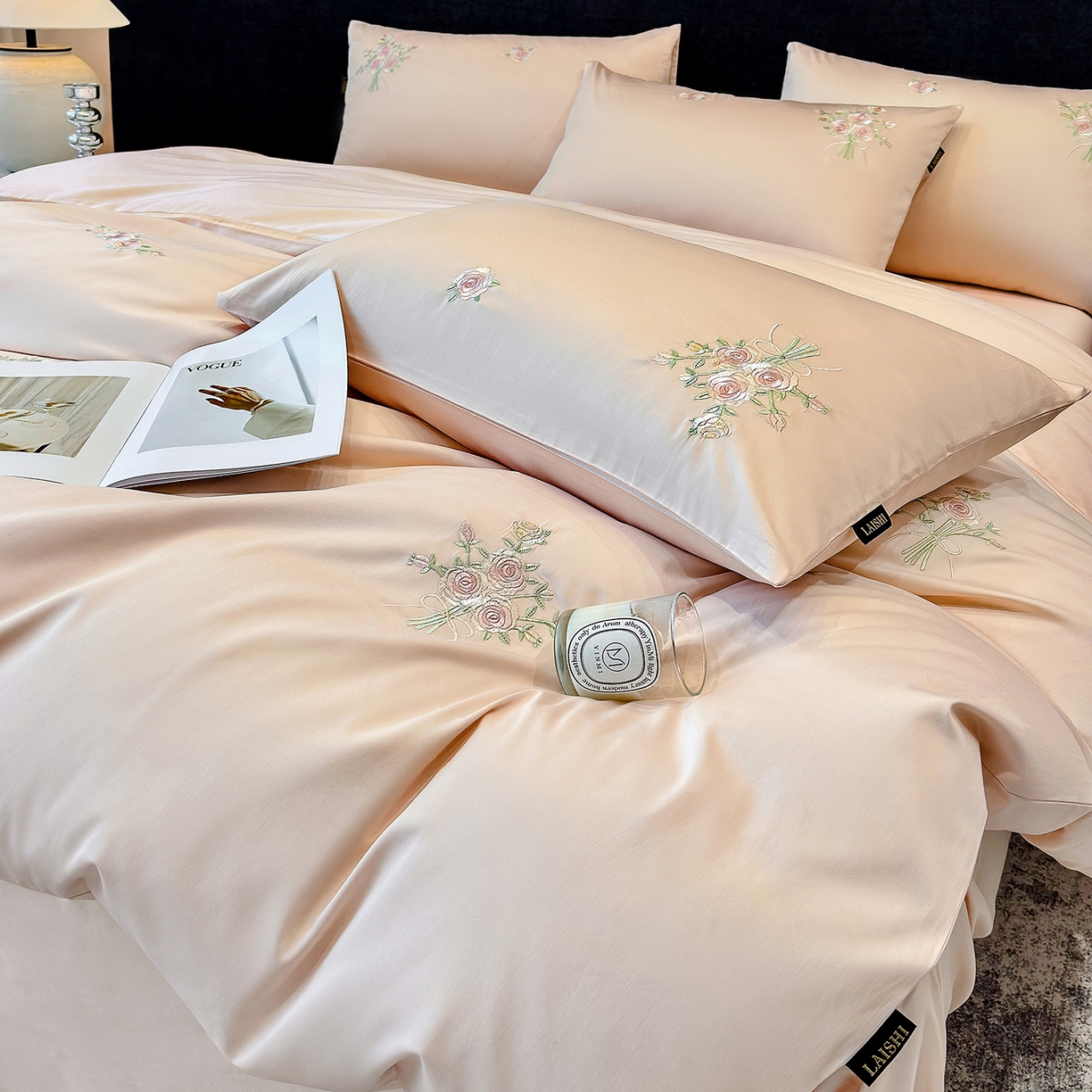 91家纺网 家纺一手货源 找家纺 莱势 2026新品100支纯棉全棉50x50s贡缎长绒棉刺绣绣花四件套高端礼盒-花影 花影-轻奢粉