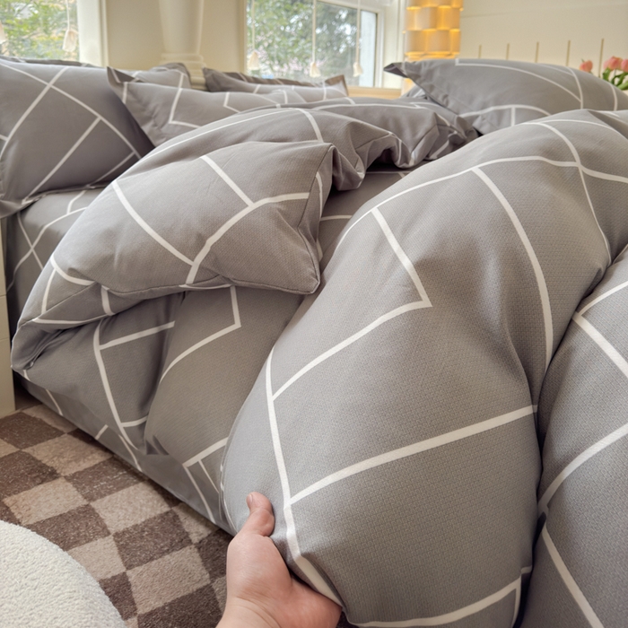 91家纺网 家纺一手货源 找家纺 佑佳家纺 2024新款磨毛印花植物羊绒单被套 休闲人生