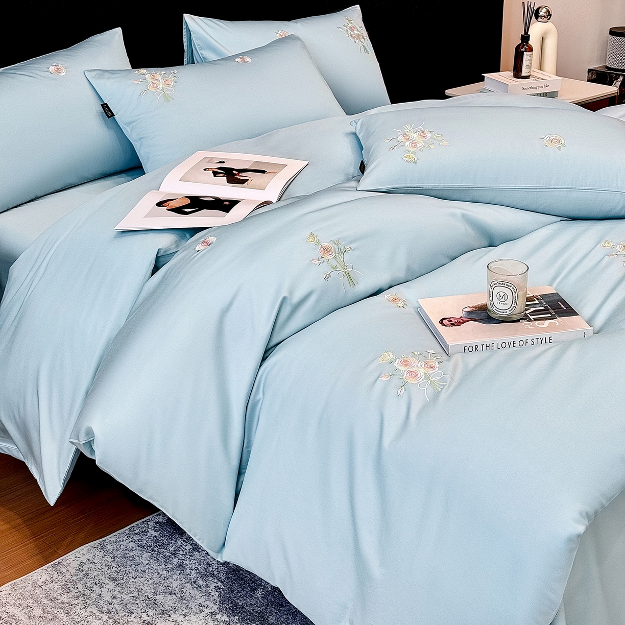 91家纺网 家纺一手货源 找家纺 （总）莱势 2026新品100支纯棉全棉50x50s贡缎长绒棉刺绣绣花四件套高端礼盒-花影