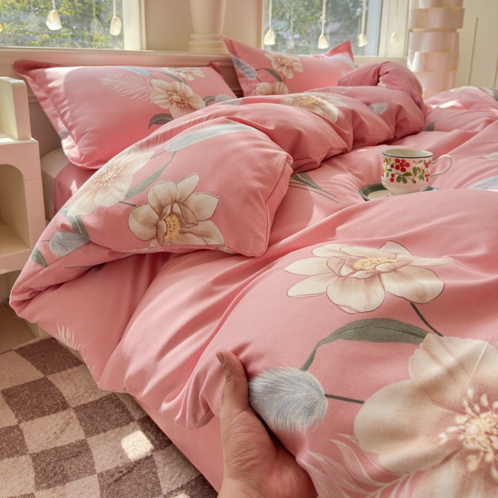 91家纺网 家纺一手货源 找家纺 佑佳家纺 2024新款磨毛印花植物羊绒单被套 醉恋一生-粉