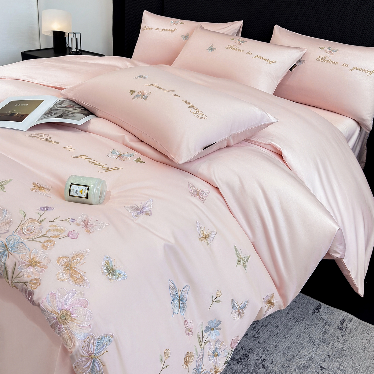 91家纺网 家纺一手货源 找家纺 莱势 2026新品100支纯棉全棉50x50s贡缎长绒棉刺绣绣花四件套高端礼盒-蝴蝶泉边 蝴蝶泉边-轻奢粉