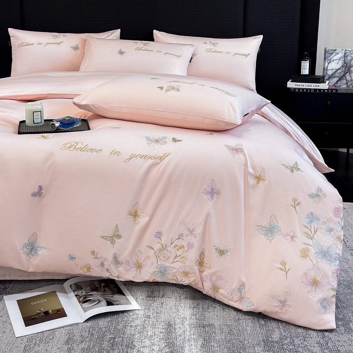 91家纺网 家纺一手货源 找家纺 莱势 2026新品100支纯棉全棉50x50s贡缎长绒棉刺绣绣花四件套高端礼盒-蝴蝶泉边 蝴蝶泉边-轻奢粉