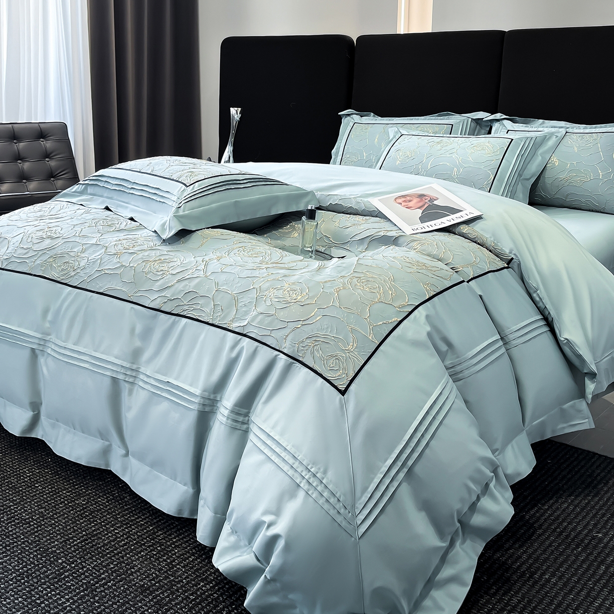 91家纺网 家纺一手货源 找家纺 置顶家纺 2026新款亲肤棉玫瑰刺绣提花卡罗拉系列四件套 卡罗拉-天空蓝