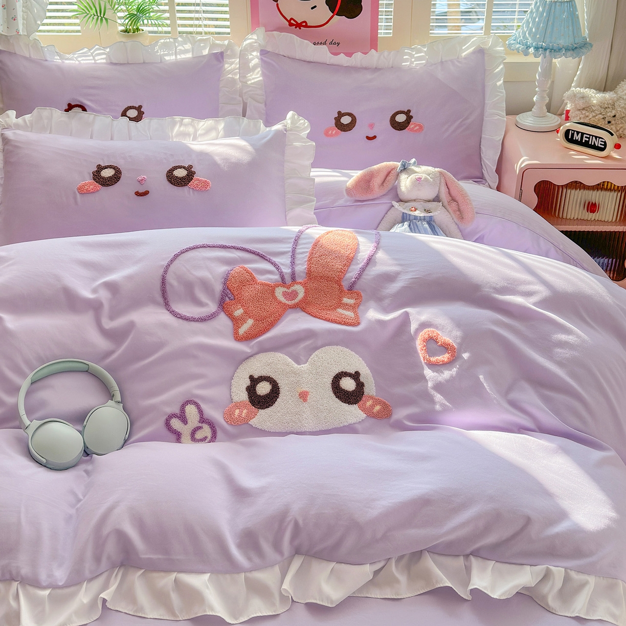 91家纺网 家纺一手货源 找家纺 易禾家纺 2026新款韩版卡通可爱风水洗棉毛巾绣四件套系列（专版花型） 大耳兔-浅紫