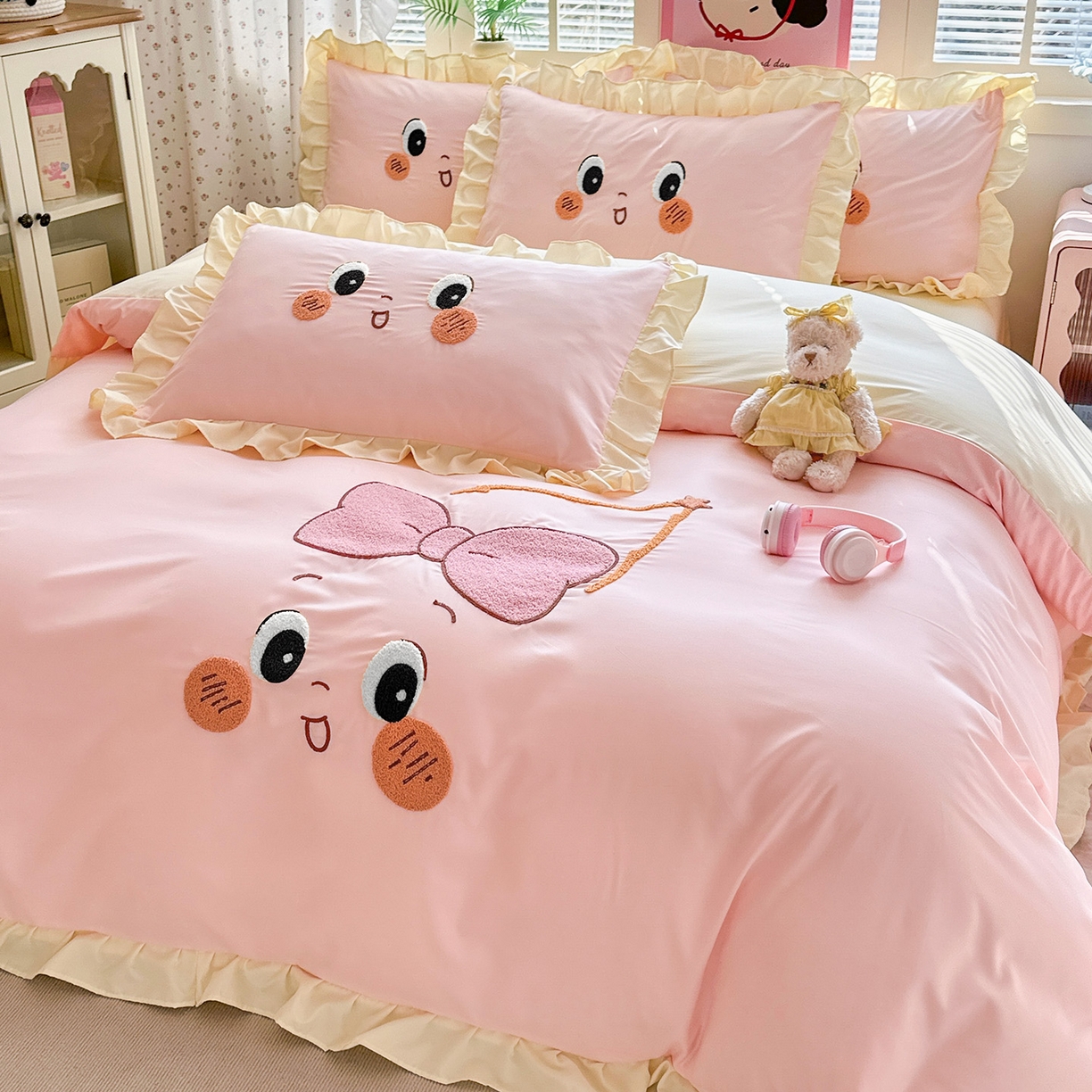 易禾家纺 2026新款韩版卡通可爱风水洗棉毛巾绣四件套系列（专版花型） 星空梦-粉杏