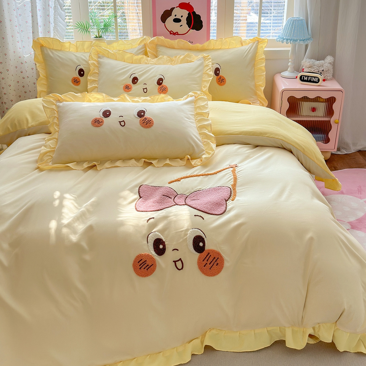 91家纺网 家纺一手货源 找家纺 易禾家纺 2026新款韩版卡通可爱风水洗棉毛巾绣四件套系列（专版花型） 星空梦-杏黄