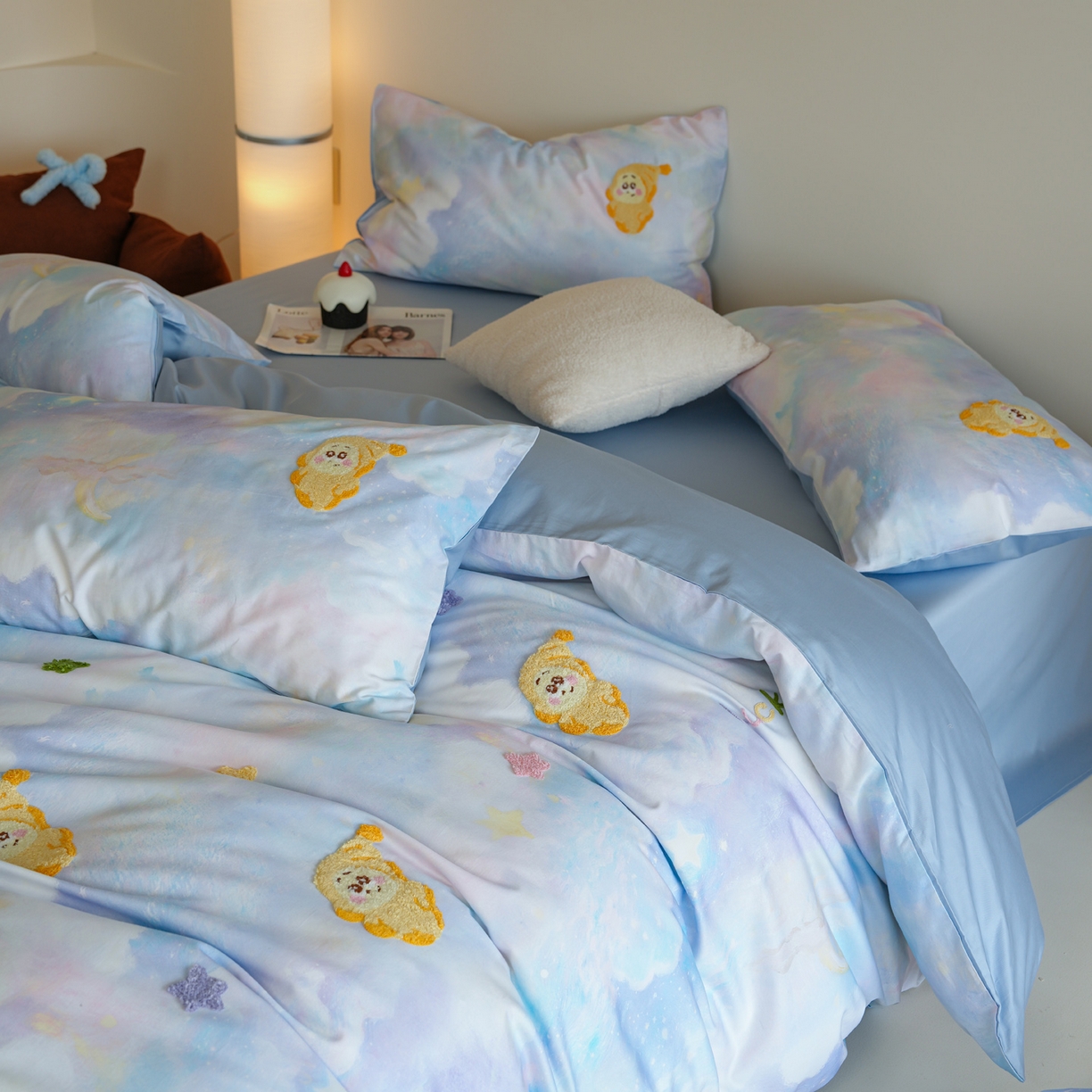 91家纺网 家纺一手货源 找家纺 雅居纺家纺 2026新款50长绒棉满版绣花四件套 满天星