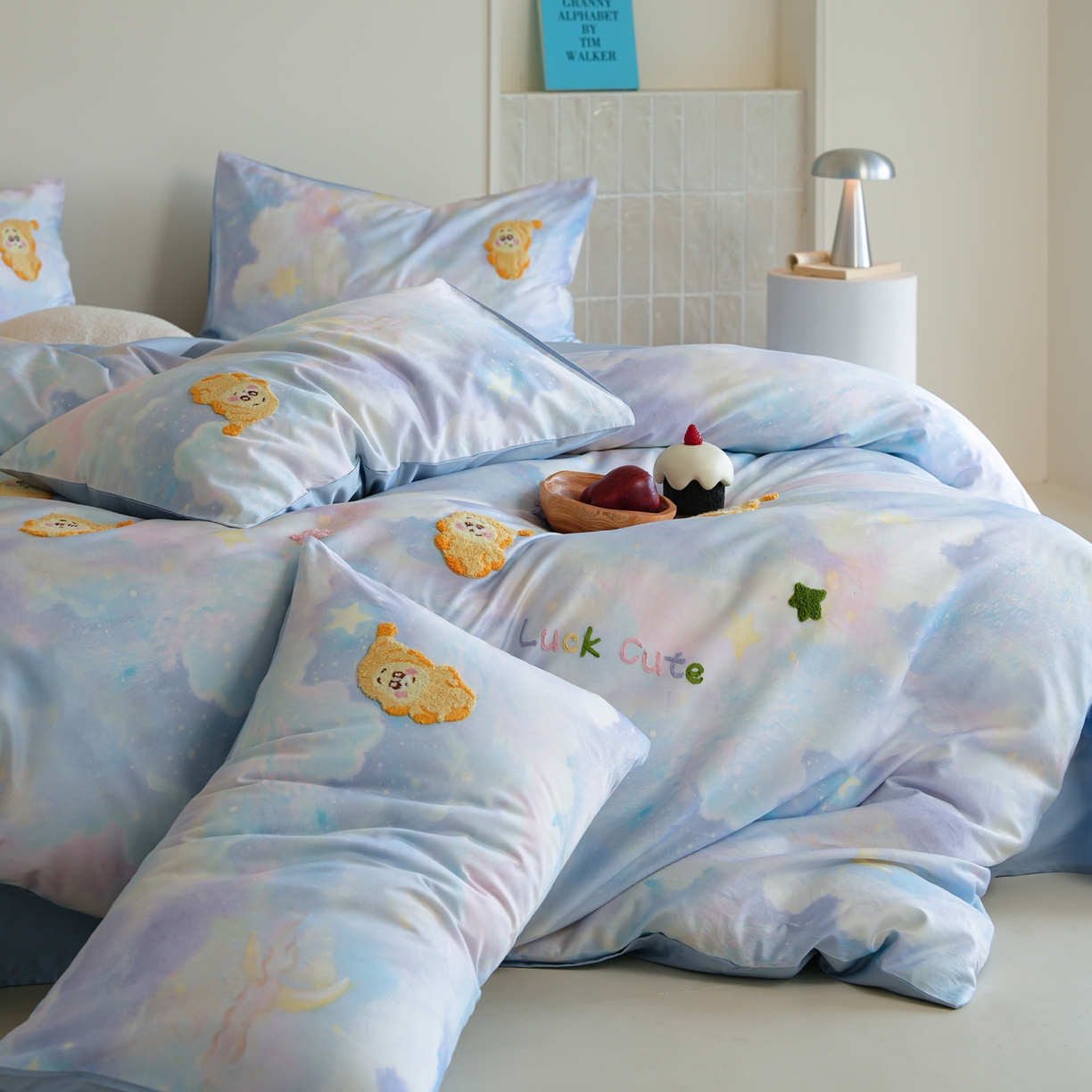 91家纺网 家纺一手货源 找家纺 雅居纺家纺 2026新款50长绒棉满版绣花四件套 满天星