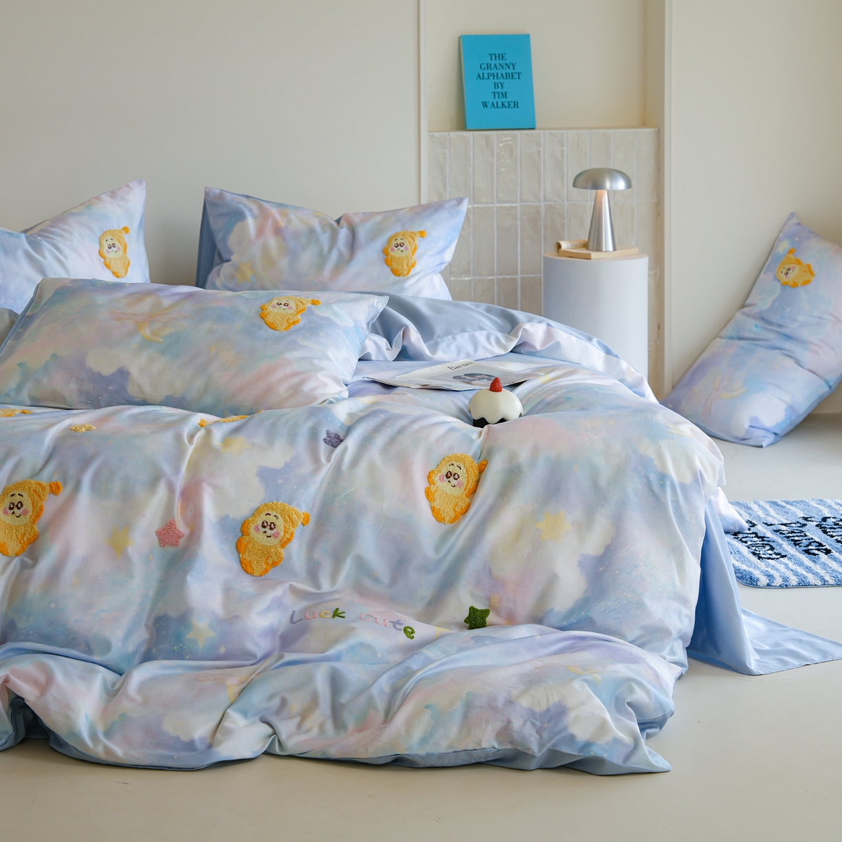 91家纺网 家纺一手货源 找家纺 雅居纺家纺 2026新款50长绒棉满版绣花四件套 满天星