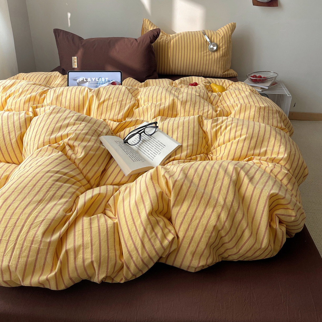 91家纺网 家纺一手货源 找家纺 雅居纺家纺 2026新款全棉色织混搭水洗棉四件套 雾屿-密黄