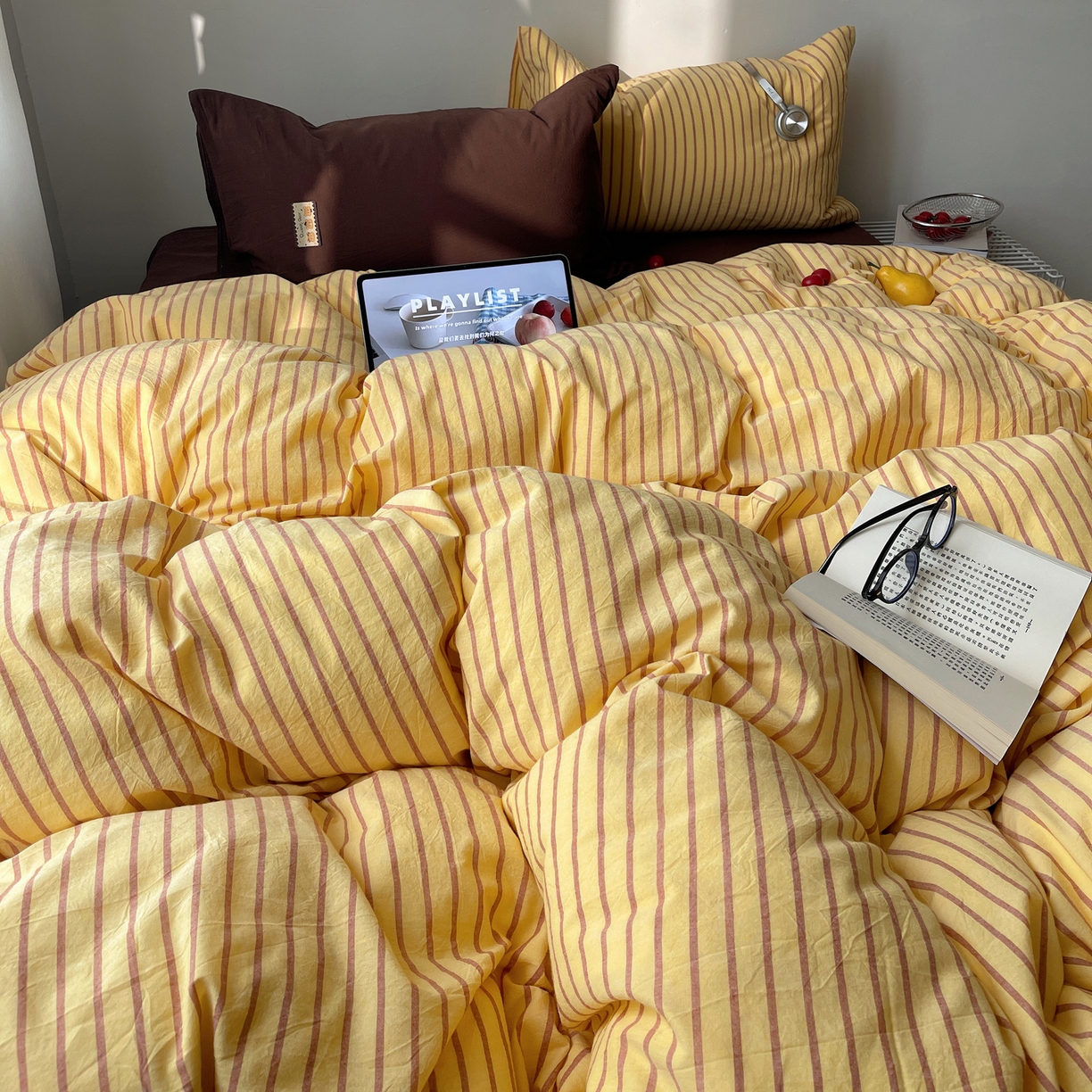 91家纺网 家纺一手货源 找家纺 雅居纺家纺 2026新款全棉色织混搭水洗棉四件套 雾屿-密黄