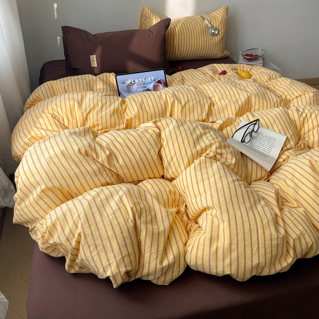 91家纺网 家纺一手货源 找家纺 雅居纺家纺 2026新款全棉色织混搭水洗棉四件套 雾屿-密黄