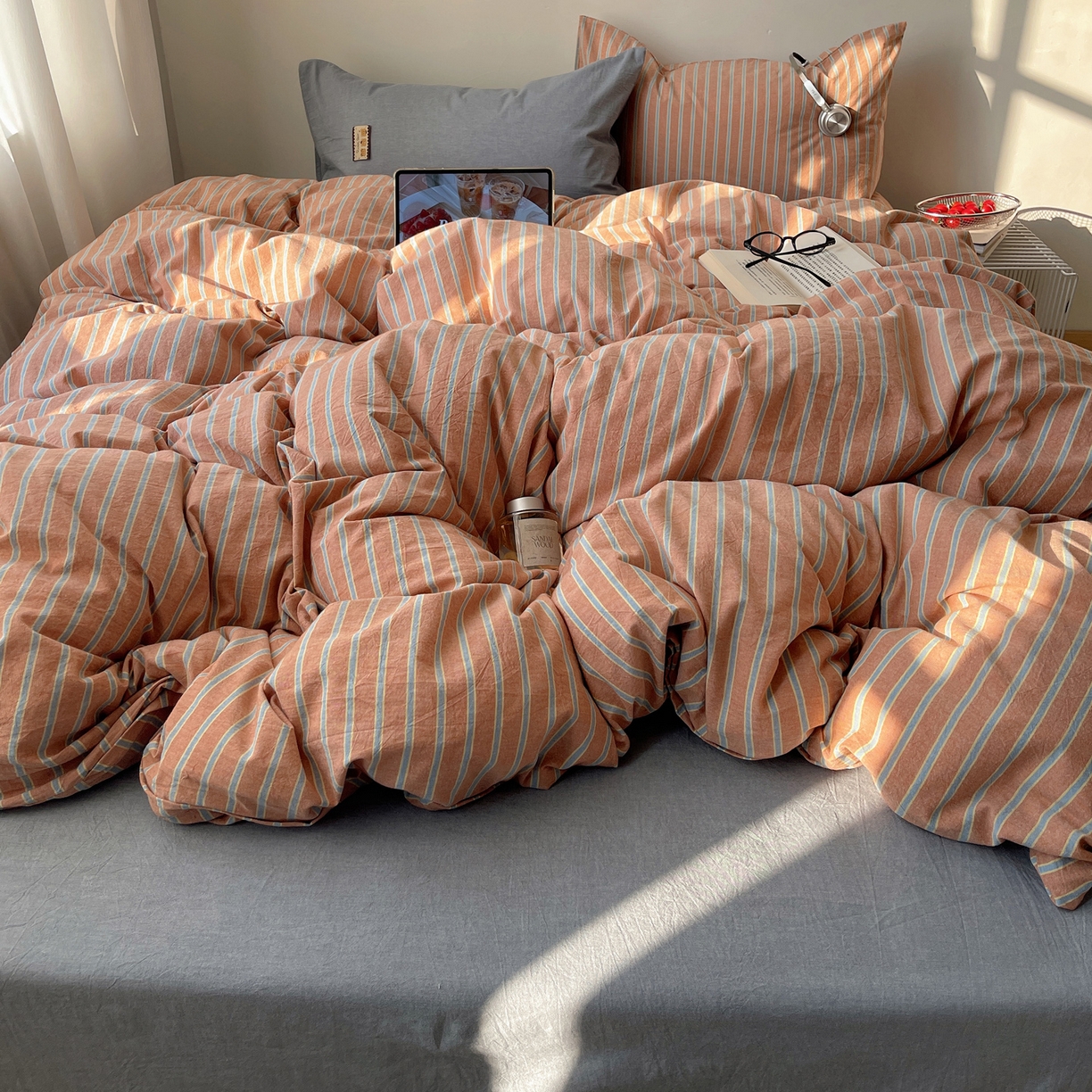 91家纺网 家纺一手货源 找家纺 雅居纺家纺 2026新款全棉色织混搭水洗棉四件套 雾屿-橘黄